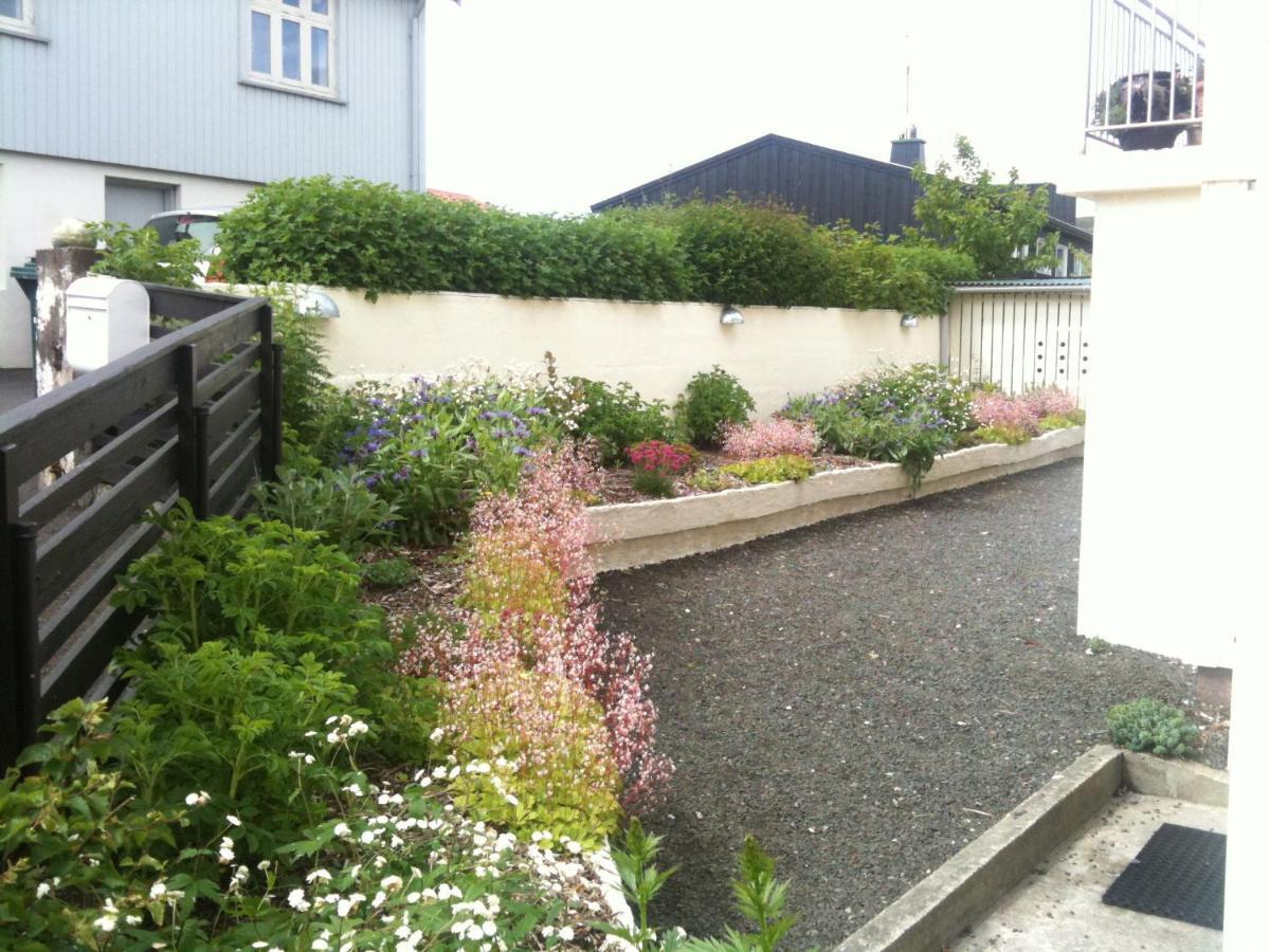 Modern Apartment Near Beach, Marina & City Centre Torshavn Exterior photo